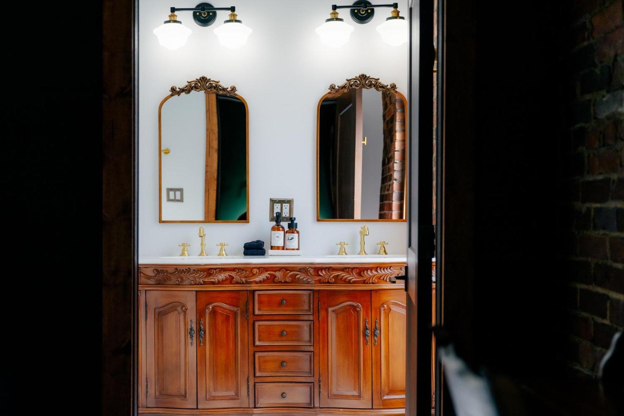 The Chandler Hotel マディソン エクステリア 写真